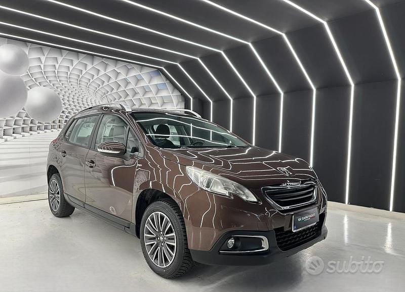 Usata Peugeot 2008 68 CV (50 kW) 2015 Marrone SUV