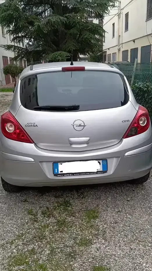 Usata Opel Corsa 2011 Utilitaria