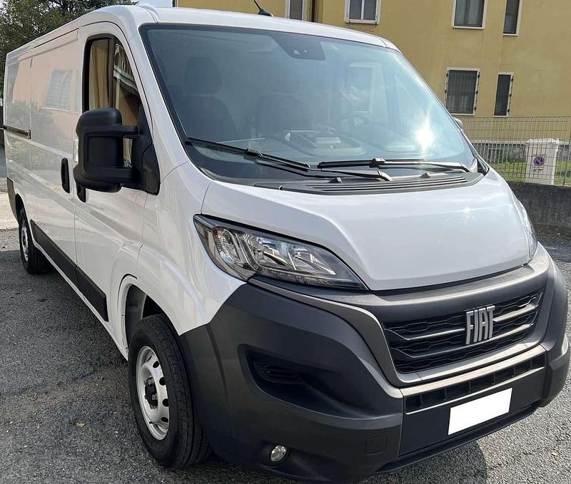 Usata Fiat Ducato 140 CV (102 kW) 2023 Bianco Furgone