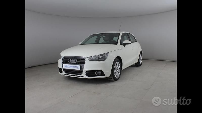 Usata Audi A1 Sportback Ambition 122 CV (89 kW) 2013 Bianco Utilitaria