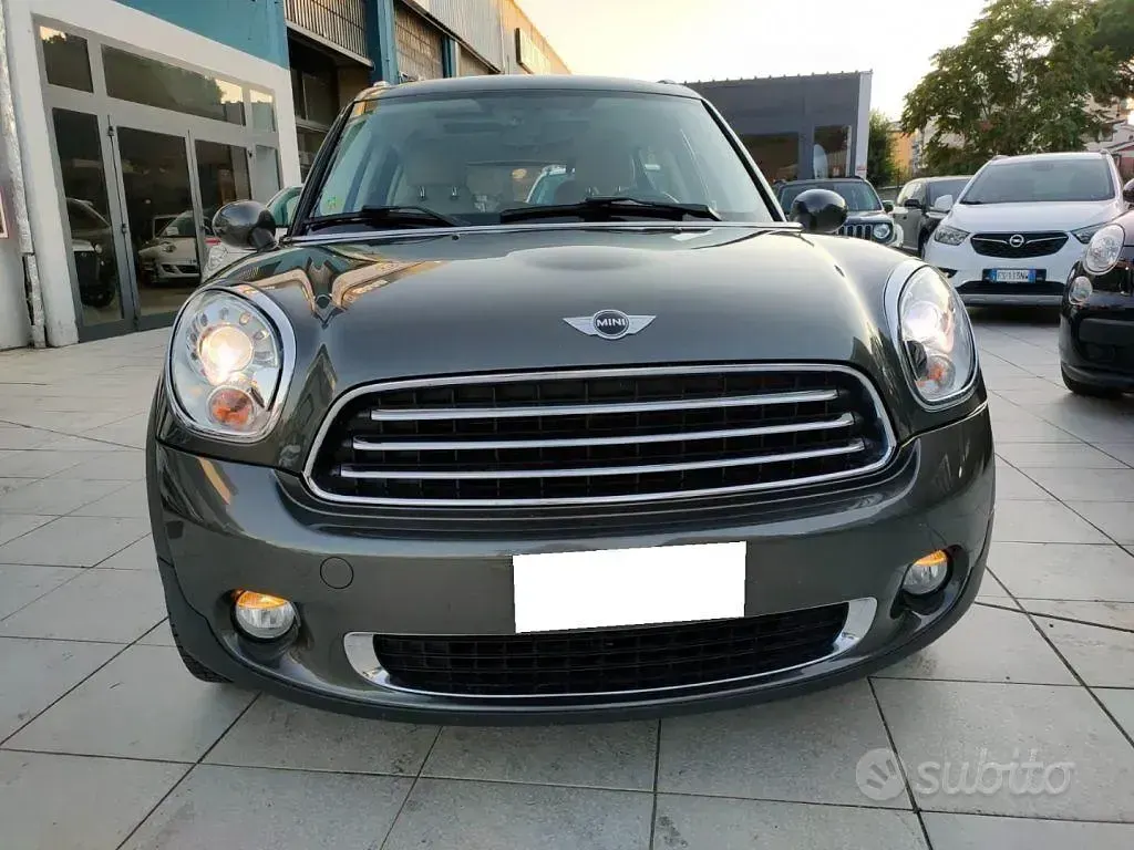 Usata Mini Cooper D Countryman 111 CV (81 kW) 2010 Grigio SUV