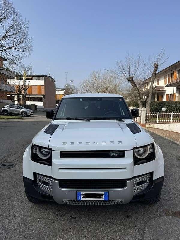 Usata Land Rover Defender SE 200 CV (147 kW) 2021 Bianco SUV