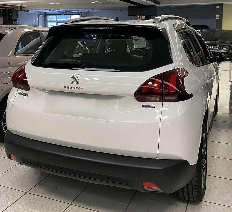 Usata Peugeot 2008 Active 82 CV (60 kW) 2017 SUV