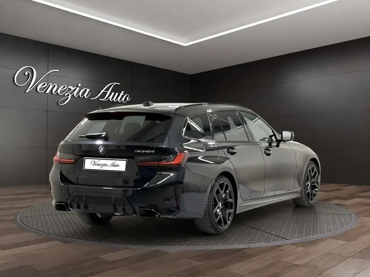 Usata BMW 340 M Sport 340 CV (250 kW) 2025 Nero Station wagon