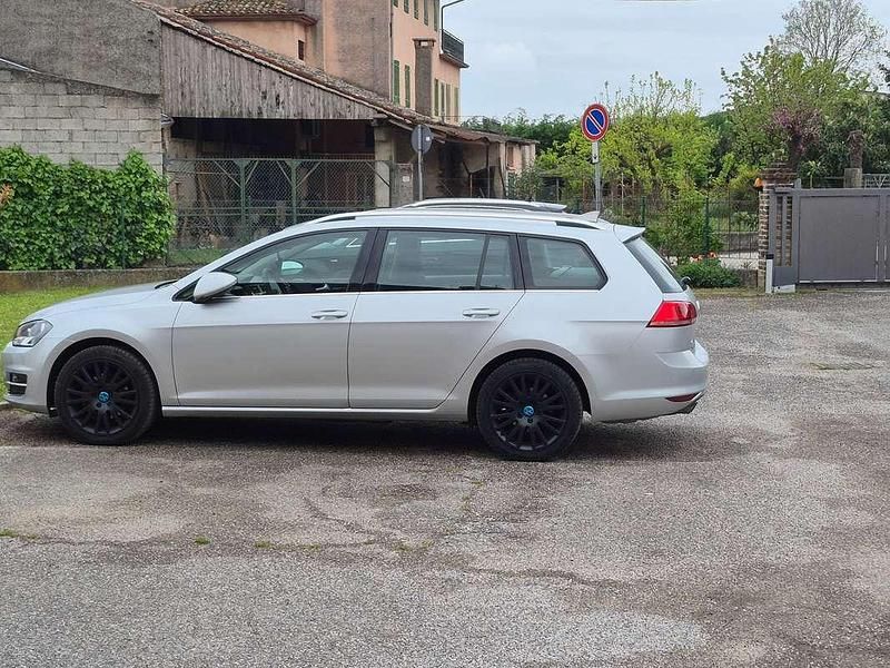 Grigio Usata 2014 VW Golf VII Business Station wagon | 10.000 € (Buon prezzo) - Immagine 1/4