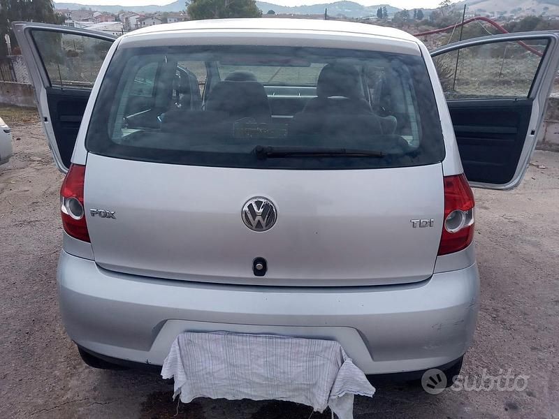 Usata VW Fox 54 CV (39 kW) 2007 Grigio Utilitaria