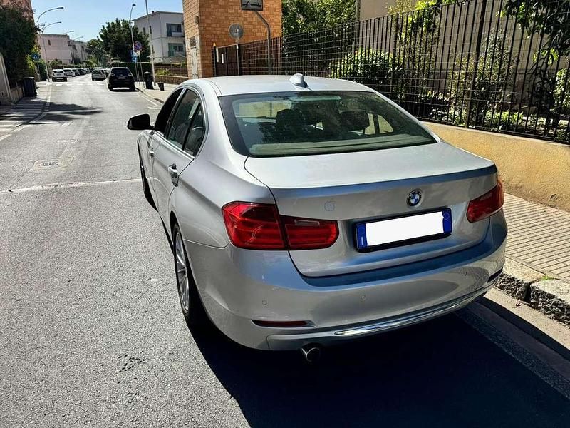Usata BMW 320 Luxury Line 185 CV (136 kW) 2012 Argento Berlina