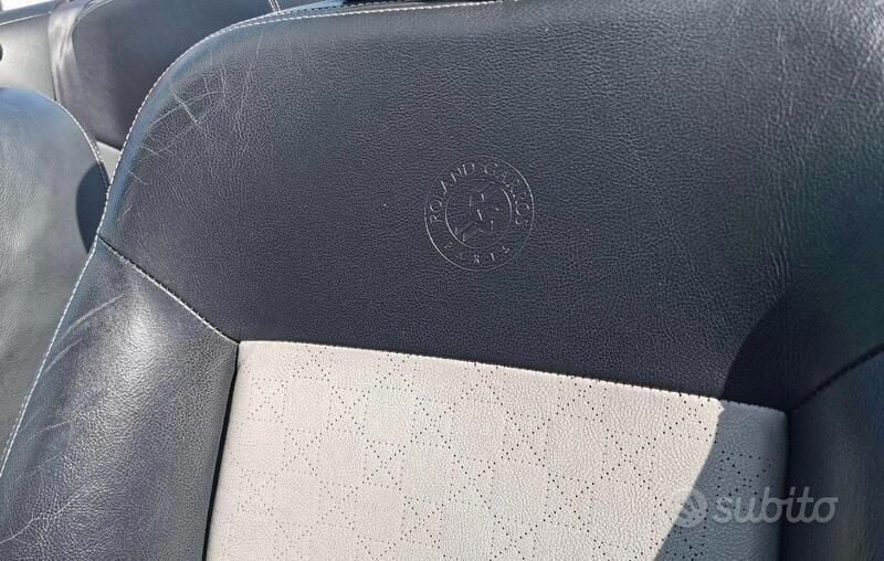 Usata Peugeot 207 109 CV (80 kW) 2008 Nero Cabrio