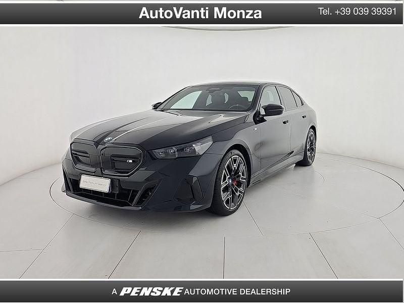 Usata BMW i5 M Sport 442 kW (601 CV) 2024 Nero Berlina