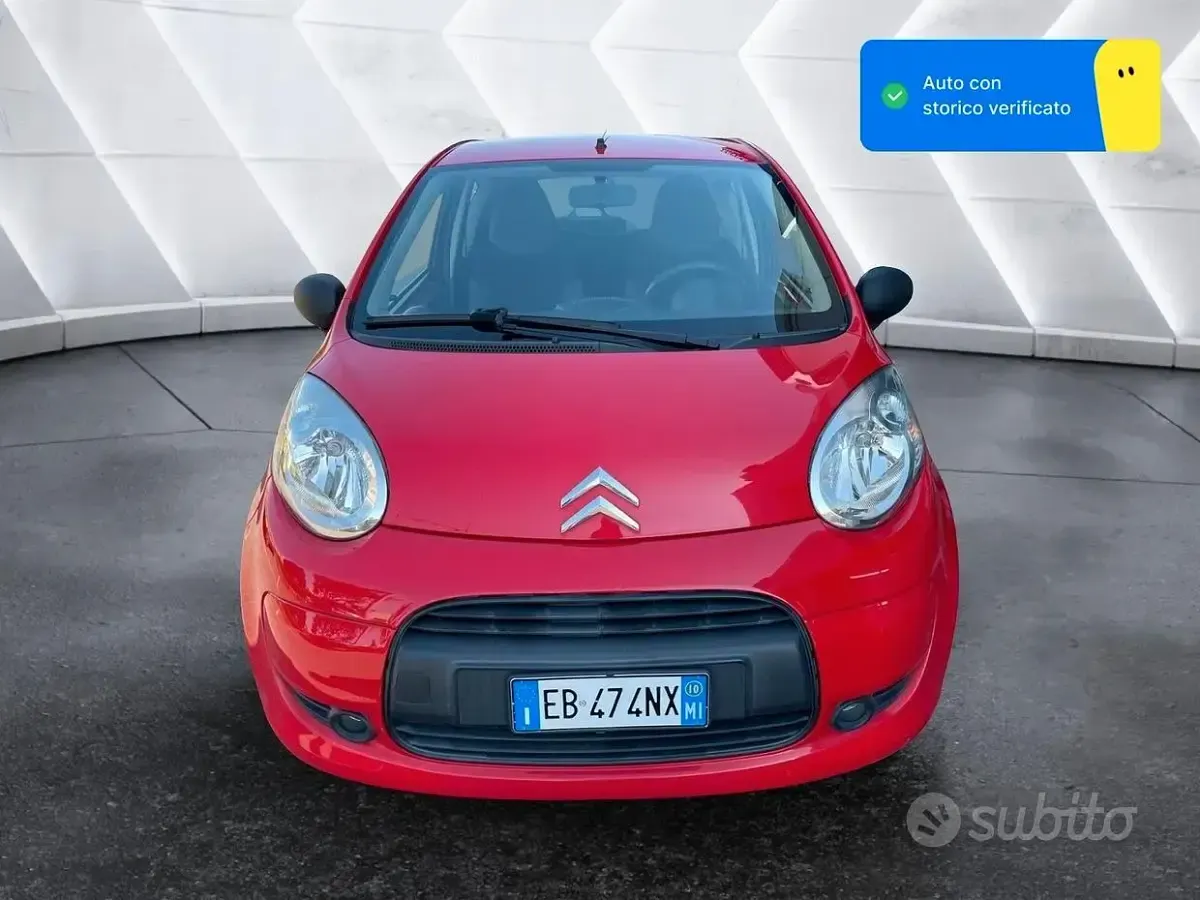 Usata Citroën C1 68 CV (50 kW) 2010 Rosso Utilitaria