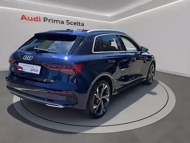 Usata Audi A3 Advanced 150 CV (110 kW) 2023 Blu navarra met Berlina