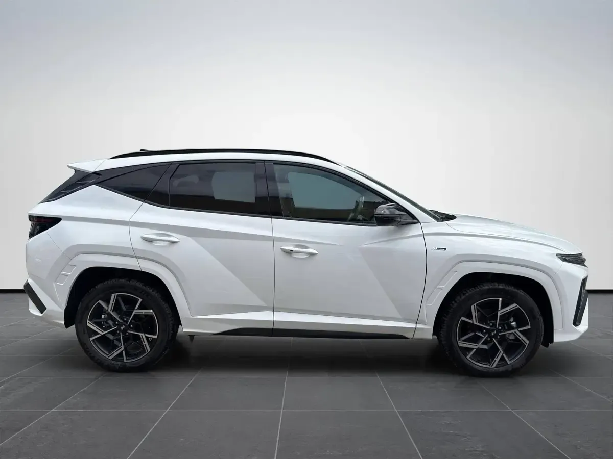 Nuova Hyundai Tucson N Line 180 CV (132 kW) 2026 Atlas white SUV