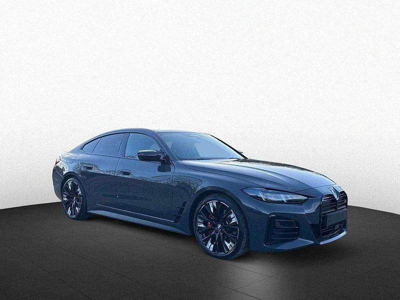 Usata BMW 440 M Sport 374 CV (275 kW) 2024 Grigio metallizzato Coupé