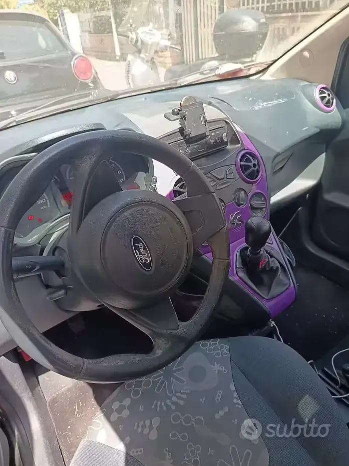 Usata Ford Ka 69 CV (50 kW) 2011 Nero Utilitaria