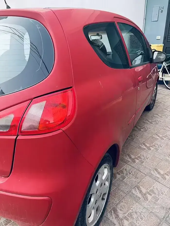 Usata Mitsubishi Colt 95 CV (69 kW) 2007 Rosso Berlina