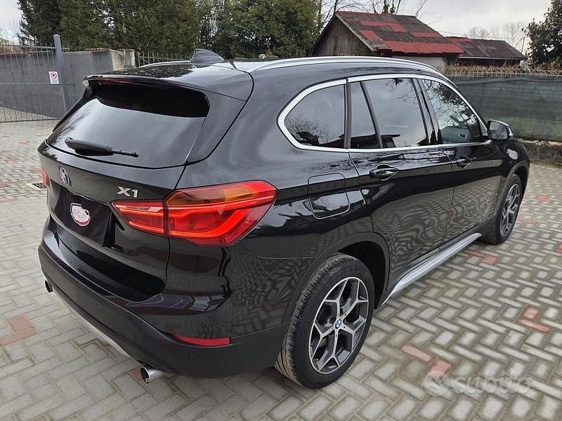 Usado BMW X1 Comfort Edition 190 CV (139 kW) 2016 Negro SUV