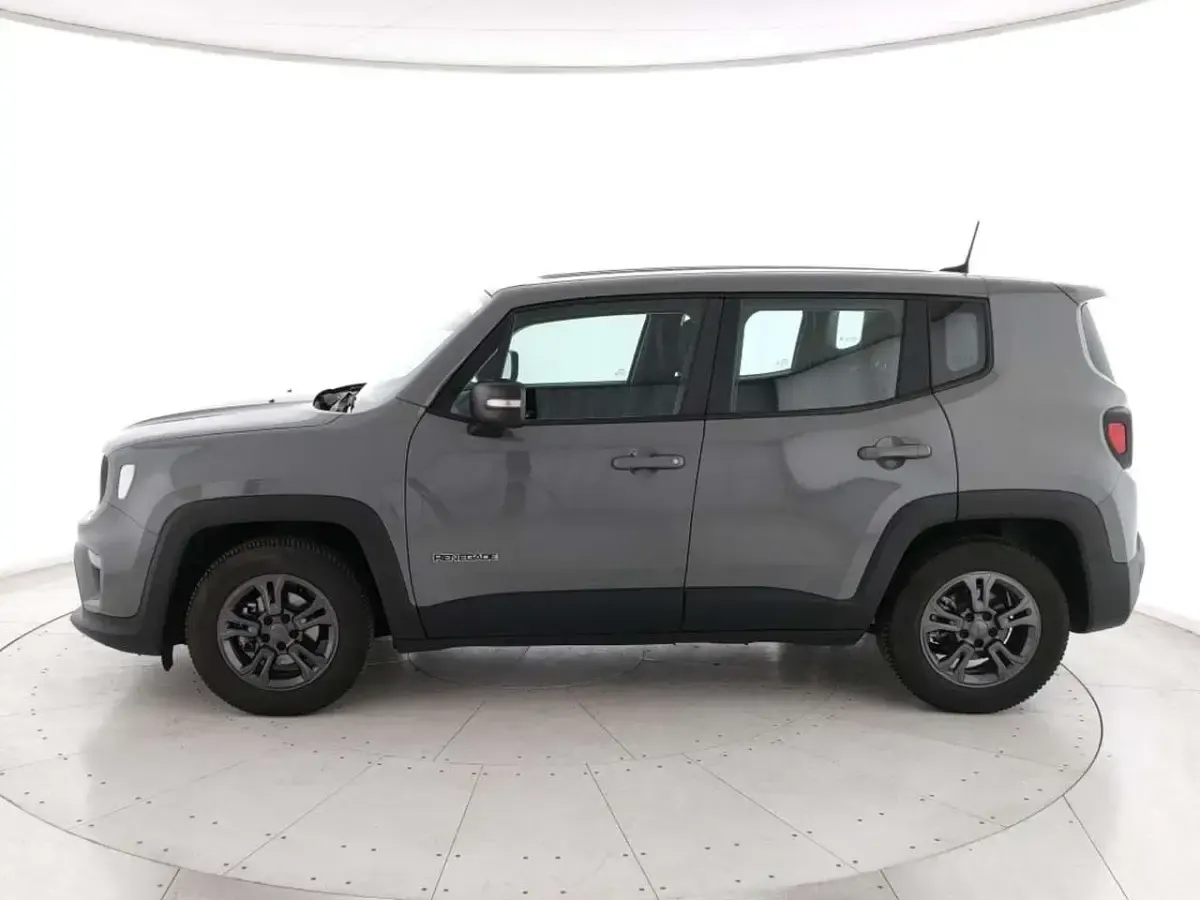 Usata Jeep Renegade Longitude 120 CV (88 kW) 2022 Grigio metall. SUV
