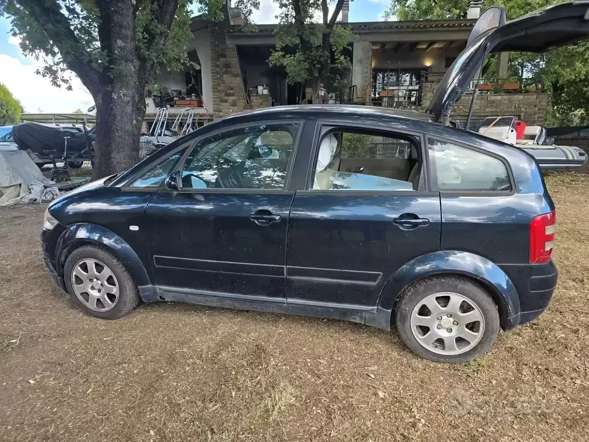 Usata Audi A2 75 CV (55 kW) 2004 Utilitaria