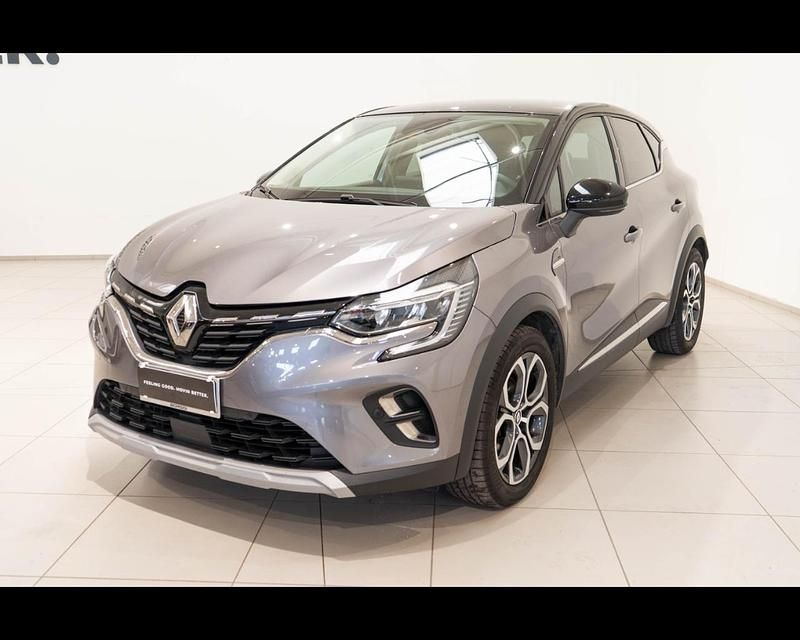 Usata Renault Captur Techno 143 CV (105 kW) 2023 Grigio medio tetto nero SUV