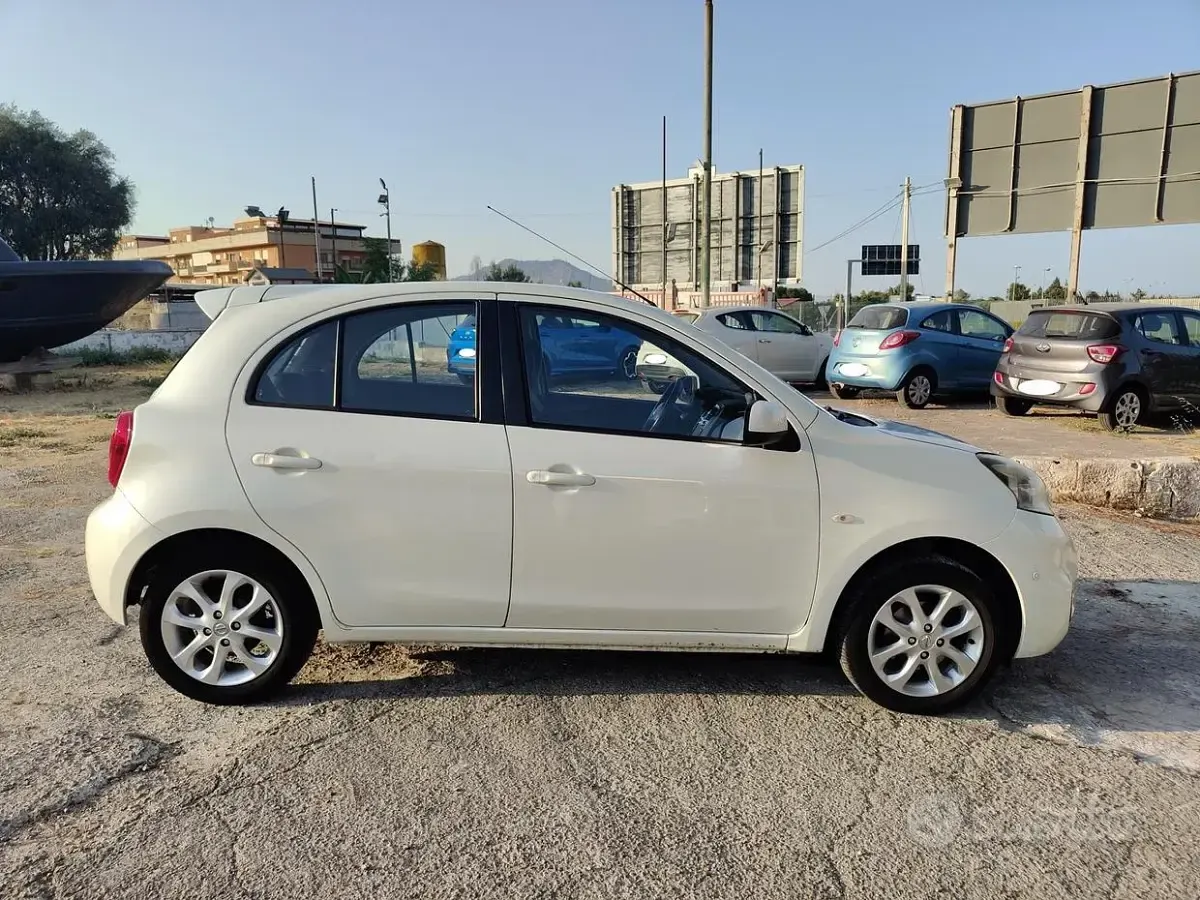 Usata Nissan Micra Tekna 80 CV (58 kW) 2013 Bianco Utilitaria