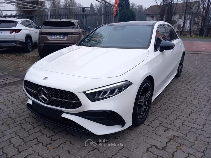 Bianco Usata 2023 Mercedes A200 AMG Line Premium Berlina | 32.990 € (Buon prezzo) - Immagine 1/4