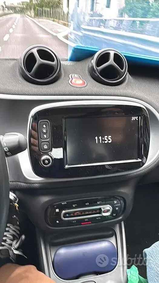 Usata Smart ForFour Prime 90 CV (66 kW) 2019 Bluazzurro Utilitaria