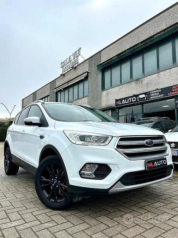 Usata Ford Kuga ST-Line 120 CV (88 kW) 2018 Bianco SUV