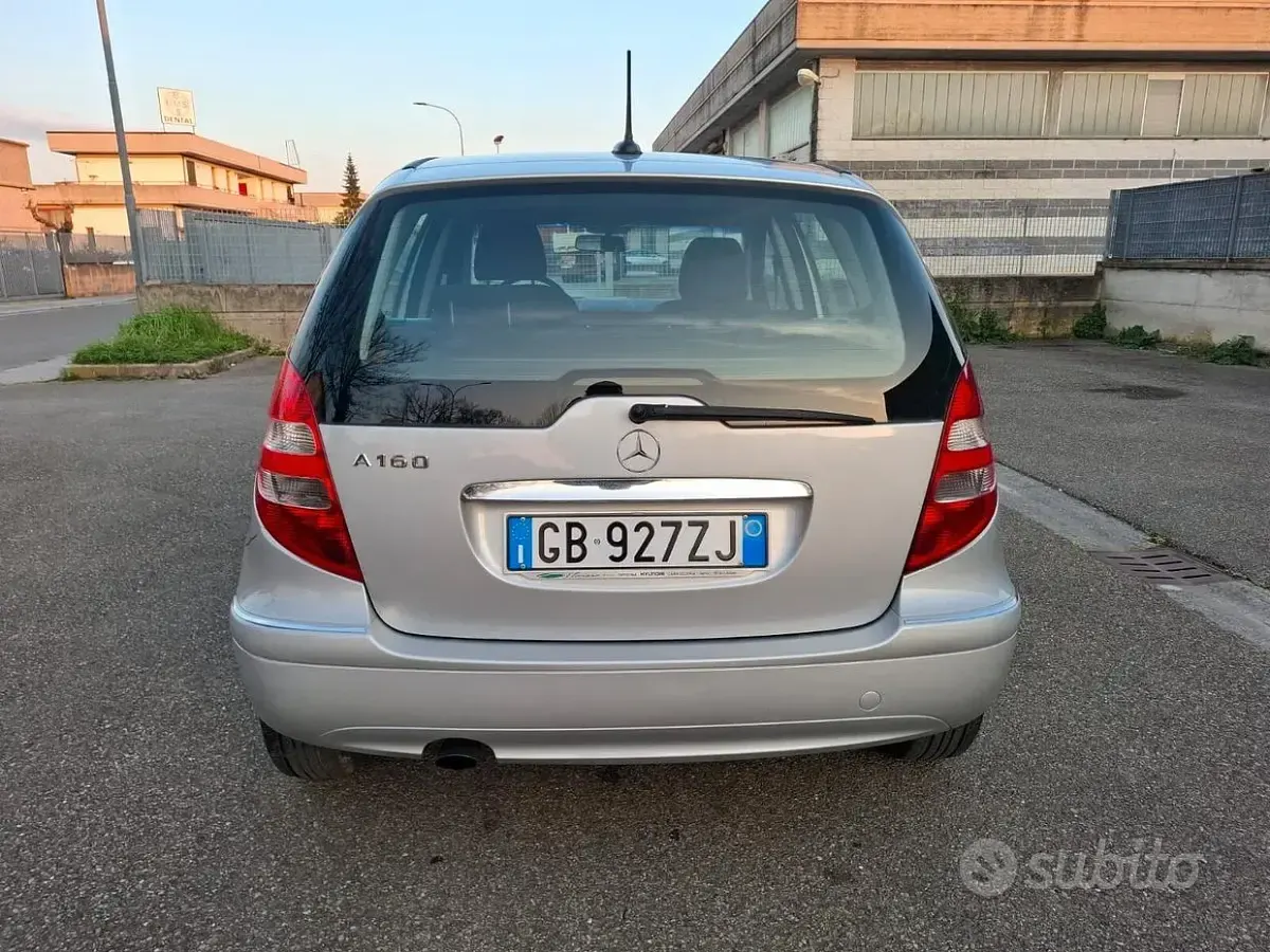 Usata Mercedes A160 82 CV (60 kW) 2008 Grigio Berlina