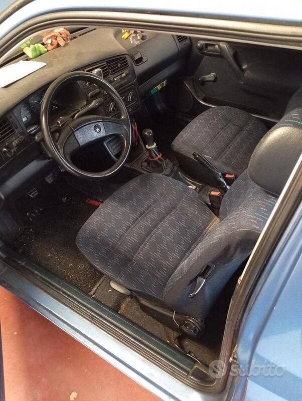 Usata VW Golf III 75 CV (55 kW) 1992 Utilitaria