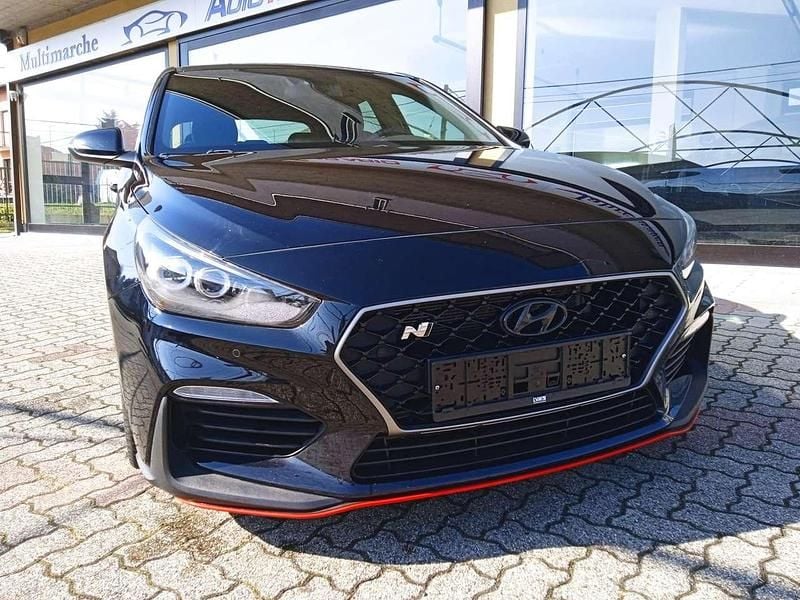 Usata Hyundai i30 275 CV (202 kW) 2020 Nero Berlina