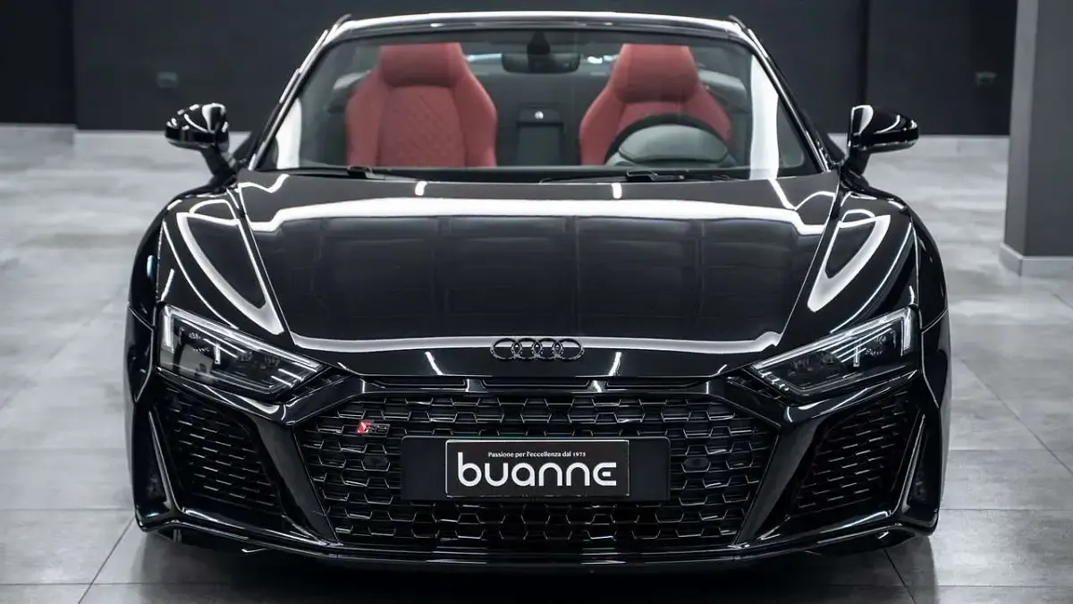 Usata Audi R8 Spyder Performance 570 CV (419 kW) 2023 Nero mito metall perlato Cabrio