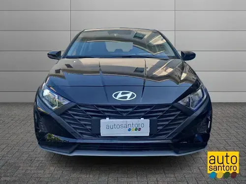 Gebraucht Hyundai i20 84 PS (61 kW) 2023 Schwarz Kleinwagen