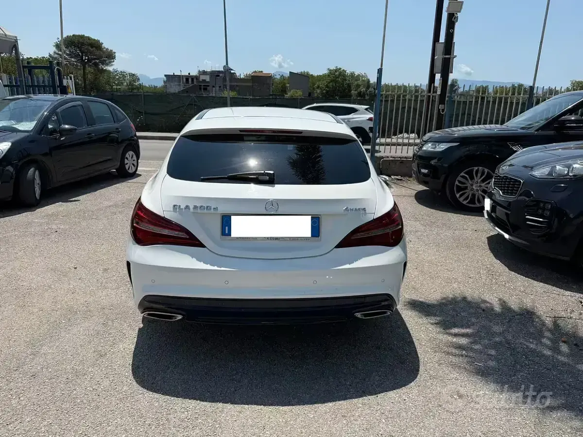 Usata Mercedes CLA200 Premium 136 CV (100 kW) 2019 Bianco Coupé