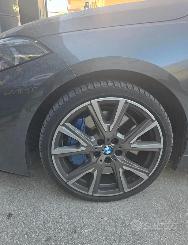 Begagnad BMW M135 306 HK (225 kW) 2019 Grå Halvkombi