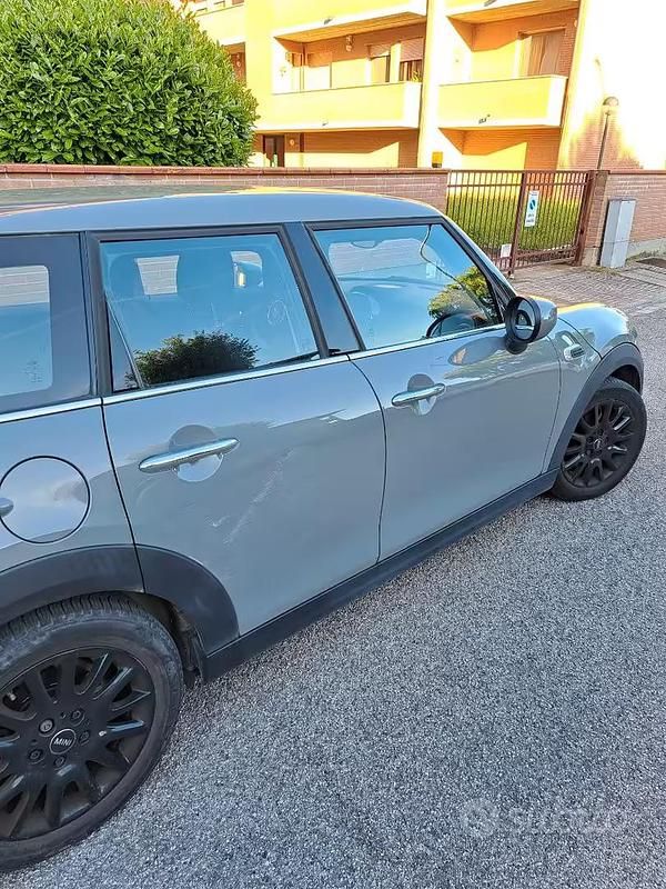 Usata Mini ONE 136 CV (100 kW) 2021 Grigio Utilitaria