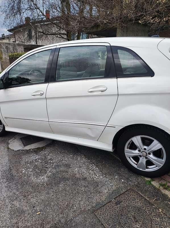 Usata Mercedes B170 Chrome 136 CV (100 kW) 2008 Monovolume