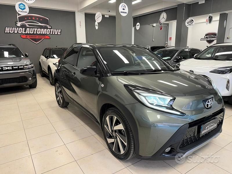 Usata Toyota Aygo X Lounge 72 CV (52 kW) 2022 Verde SUV
