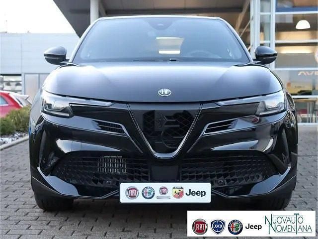 Nuova Alfa Romeo Junior Edizione Speciale 135 CV (99 kW) 2025 Nero SUV