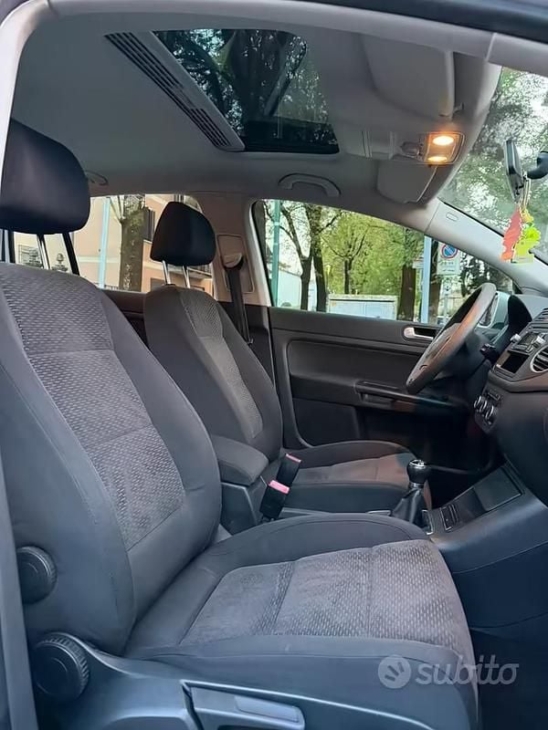 Usata VW Golf Plus Cross 122 CV (89 kW) 2011 Grigio Monovolume