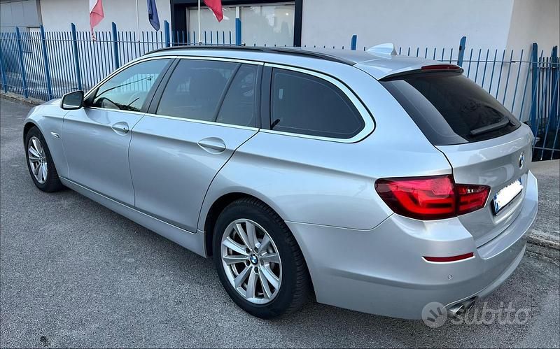 Usata BMW 520 184 CV (135 kW) 2011 Grigio Station wagon