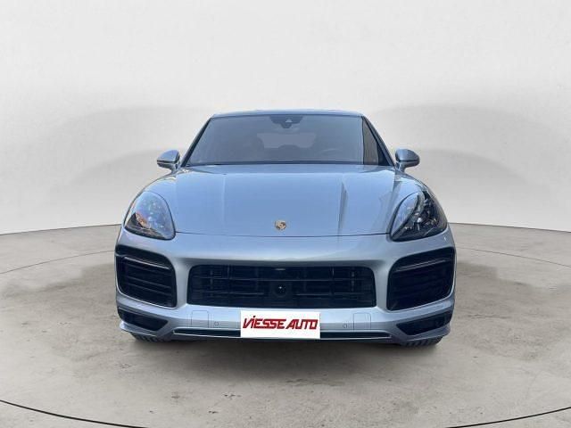 Usata Porsche Cayenne GTS 2021 Argento SUV