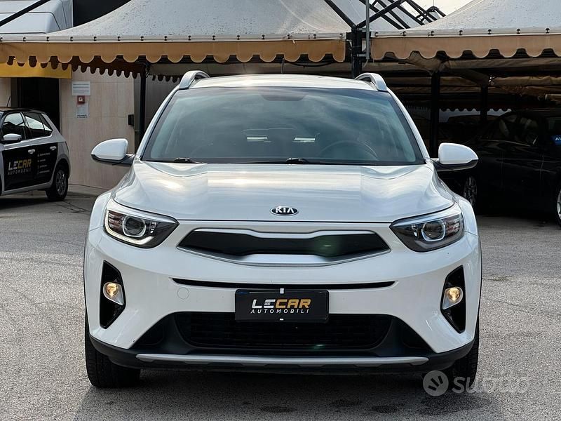 Usata Kia Stonic Style 97 CV (71 kW) 2020 Bianco SUV