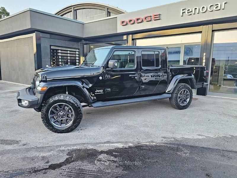 Usata Jeep Gladiator Overland 264 CV (194 kW) 2022 Nero pastello Pick-up