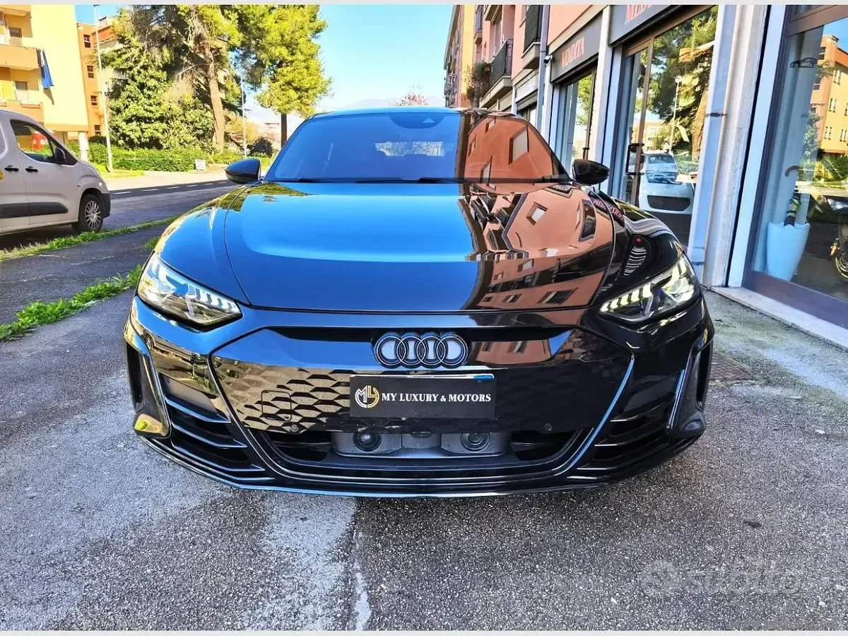 Usata Audi e-tron GT quattro Ambiente 514 kW (700 CV) 2021 Nero Berlina