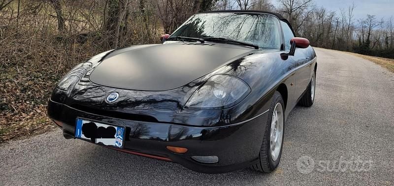 Usata Fiat Barchetta 131 CV (96 kW) 2001 Nero Cabrio