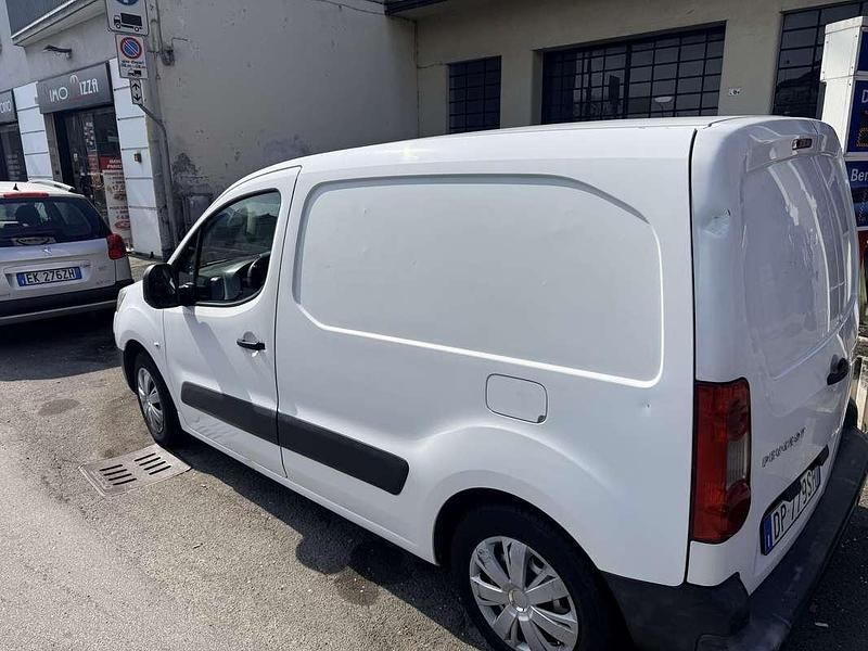 Usata Peugeot TePee Outdoor 90 CV (66 kW) 2008 Station wagon