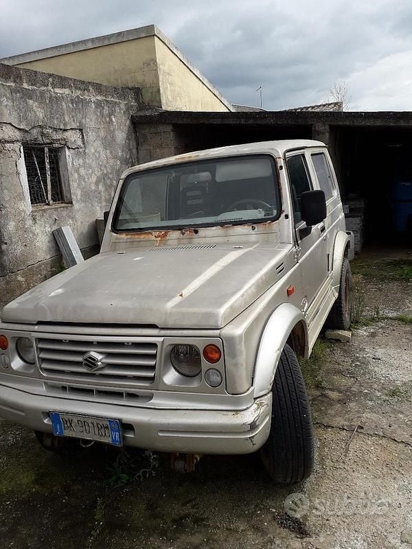 Usata Suzuki Samurai 1998 Grigio SUV