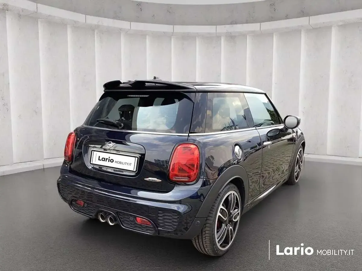Usata Mini John Cooper Works 231 CV (169 kW) 2021 Enigmatic black mini yours Utilitaria