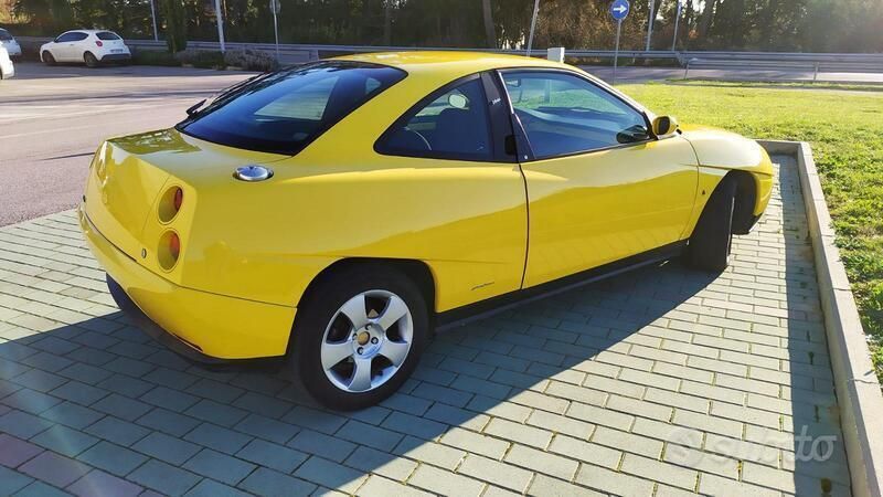 Usata Fiat Coupé 131 CV (96 kW) 1997 Giallo Coupé