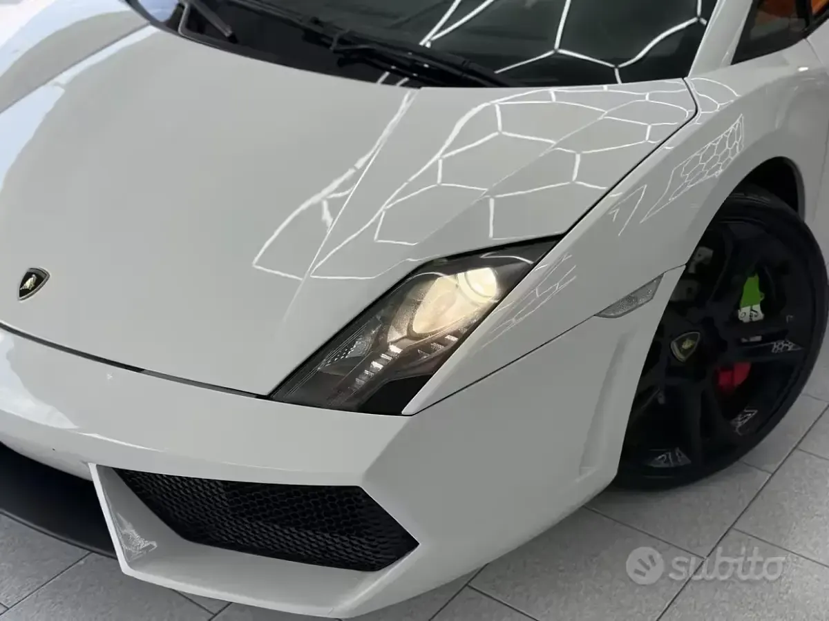 Usata Lamborghini Gallardo 560 CV (411 kW) 2008 Bianco Coupé